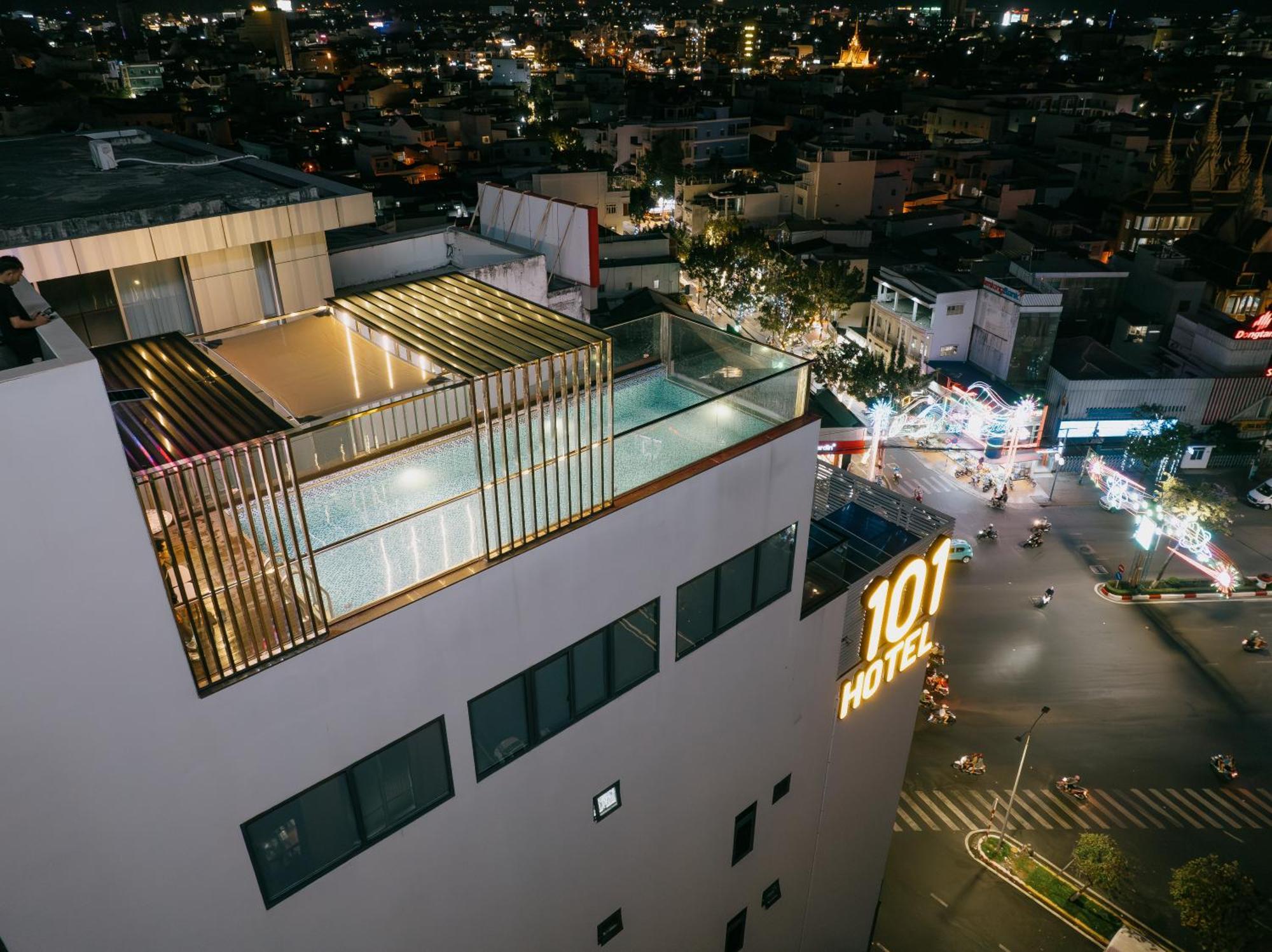 Khach San 101 Can Tho Exterior photo